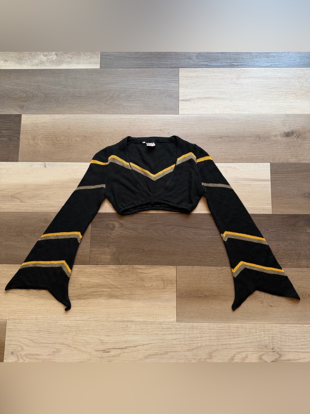 Black Cropped V-Neck Sweater Knit Top with Yellow Brown Stripes Size XS/S
